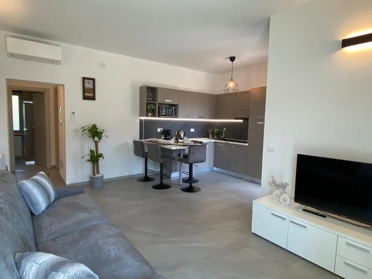 Relaxing Home Tignale 0*,